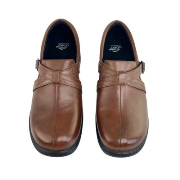 Abeo Closed Back Bella Clogs in Brown Leather - Picture 2 of 8